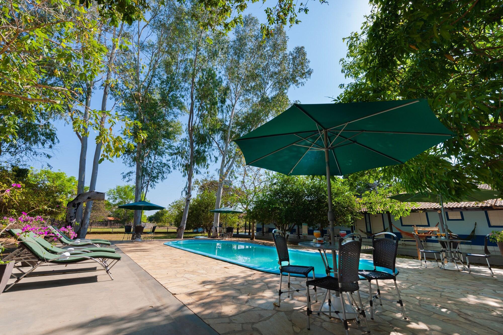 Pousada Rio Claro Poconé Exterior photo